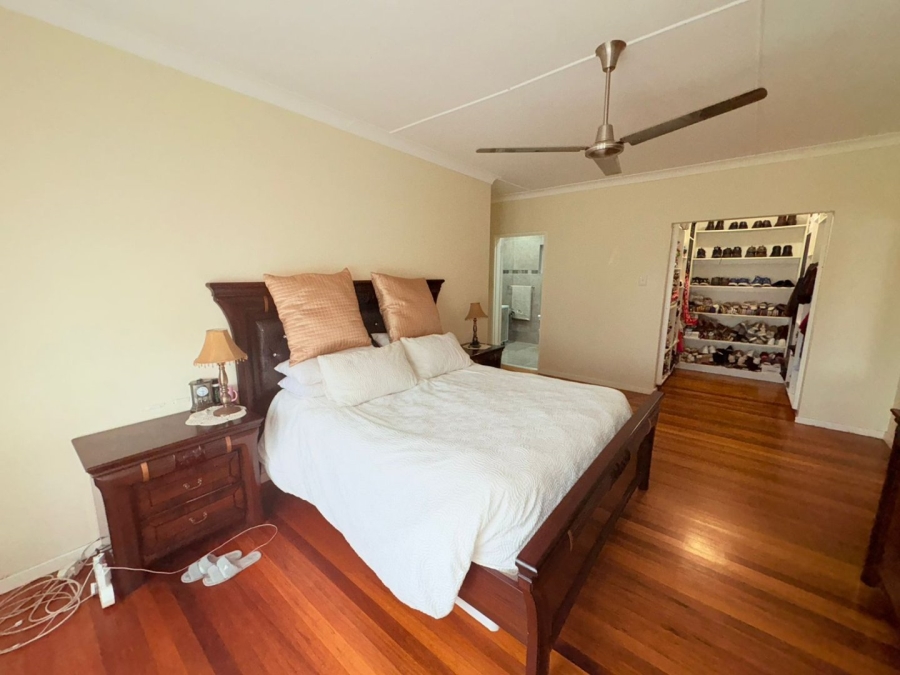 7 Bedroom Property for Sale in Sunnyridge Eastern Cape